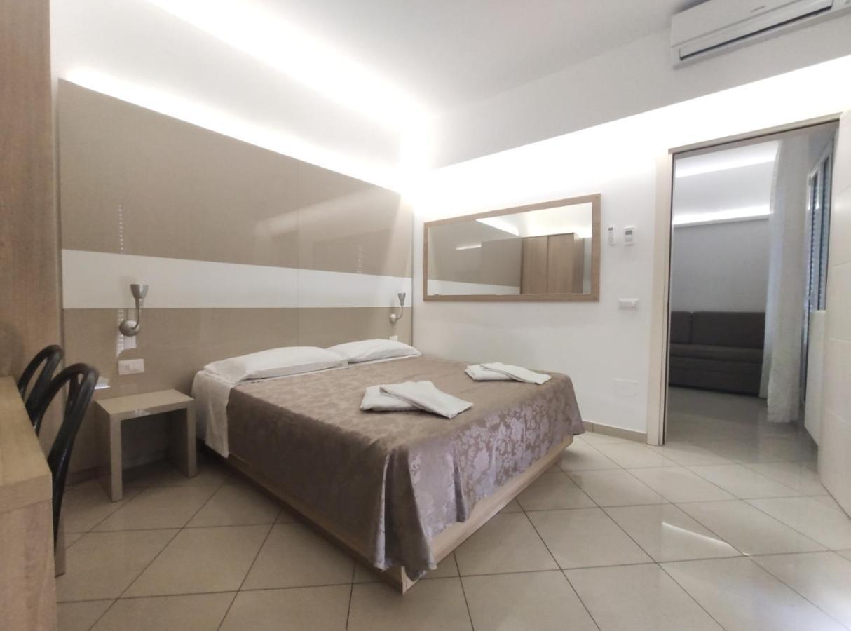 Residence Perla Ріміні Екстер'єр фото