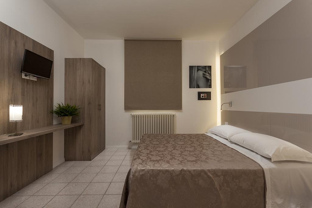 Residence Perla Ріміні Екстер'єр фото